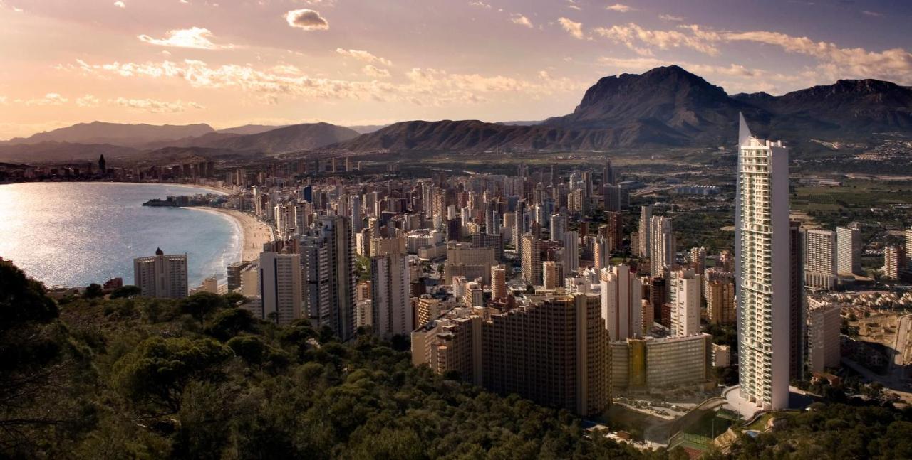 Skyline 9 Apartamento De 2 Dormitorios Soleado Con Terraza Privada Benidorm Exteriér fotografie